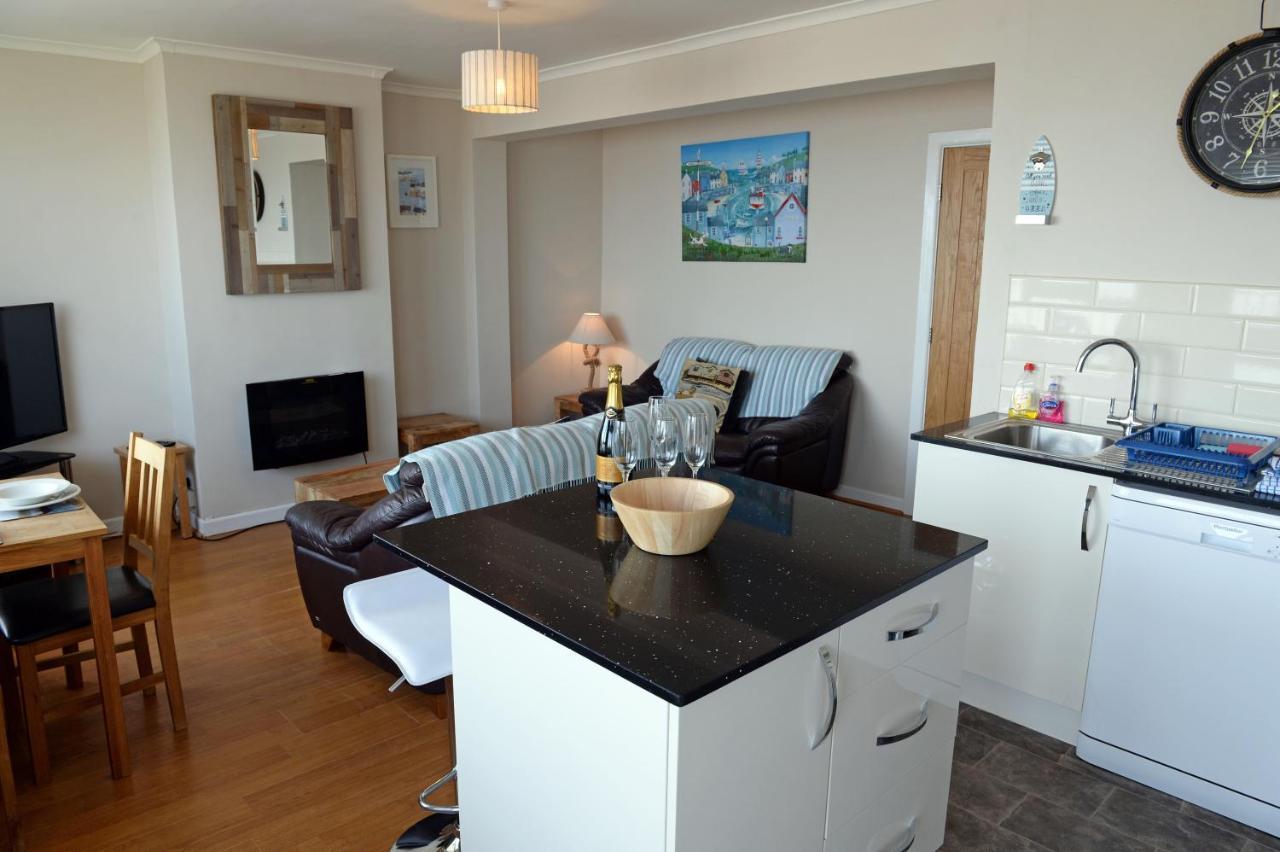 Mermaid Apartment - Sea Front Apartment With Views Saundersfoot Esterno foto